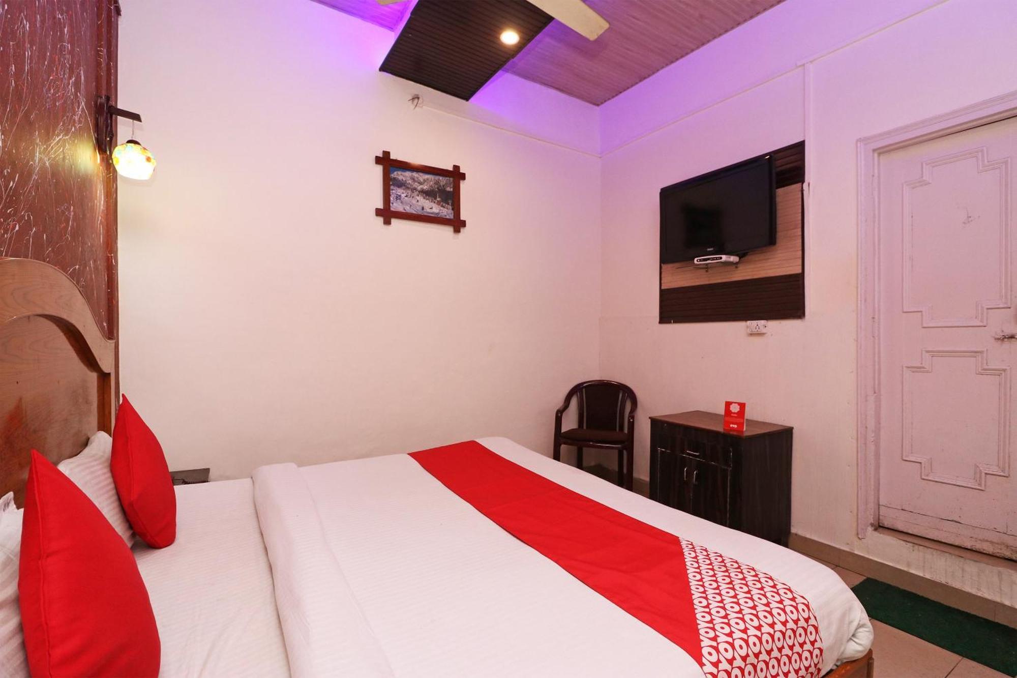 Flagship Dolphin Hotel Barasat Экстерьер фото